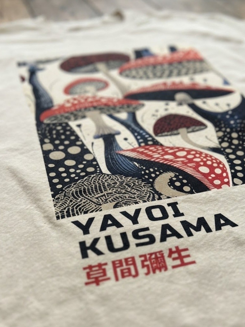 Yayoi Kusama Mushroom Art Graphic Gildan T-Shirt - Picture 3 of 3